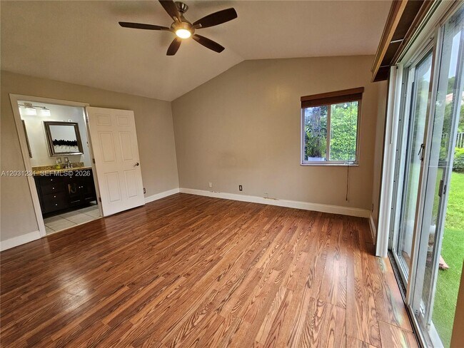 Building Photo - 4232 Mahogany Ridge Dr