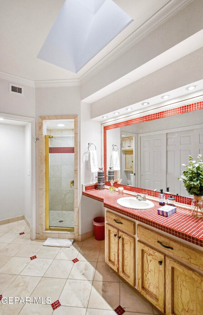Building Photo - 508 Canyon Springs Dr
