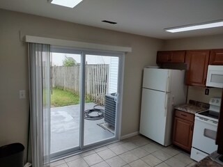 Building Photo - 43 Taos Cir