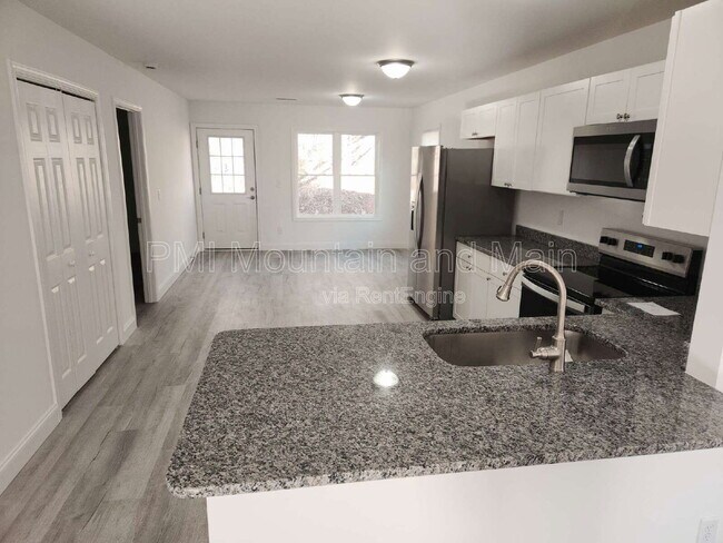 Building Photo - 177 Quinn Hill Ln