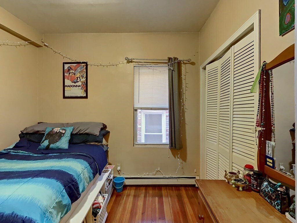 Building Photo - 12 Chilcott Pl