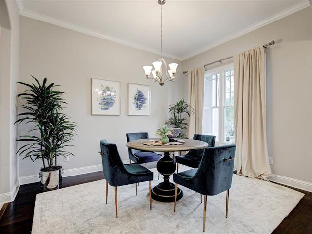 Building Photo - 2700 Gladstone Dr