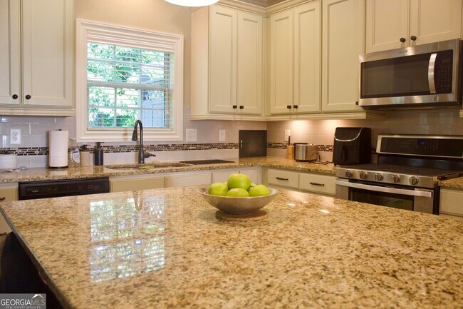Building Photo - 2559 Willow Fld Xing