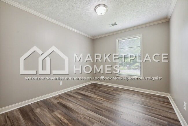 Building Photo - 3560 21st St