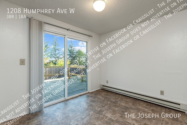 Building Photo - 1208 Humphrey Ave W