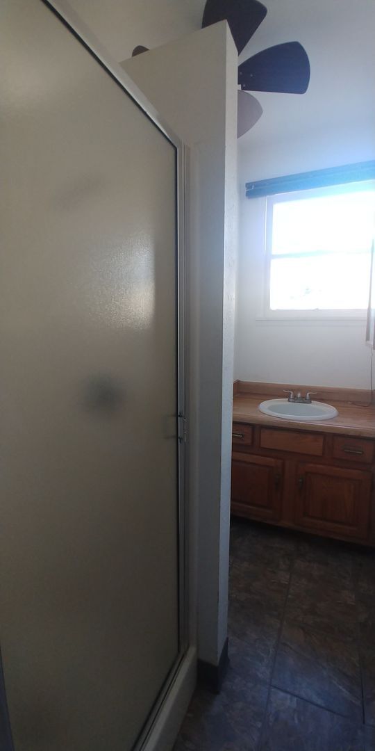 Building Photo - Studio backhouse in a quiet neighborhood.