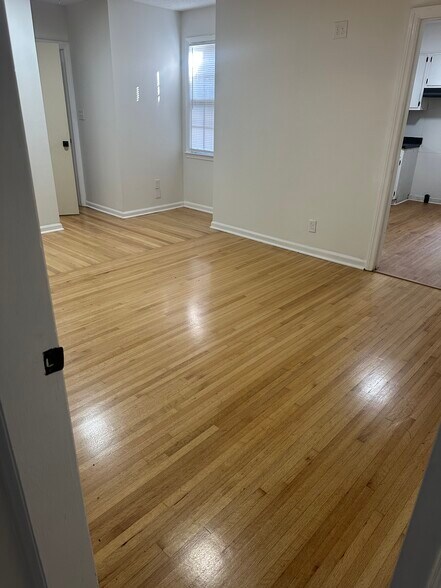 Building Photo - 3414 Peach Orchard Rd