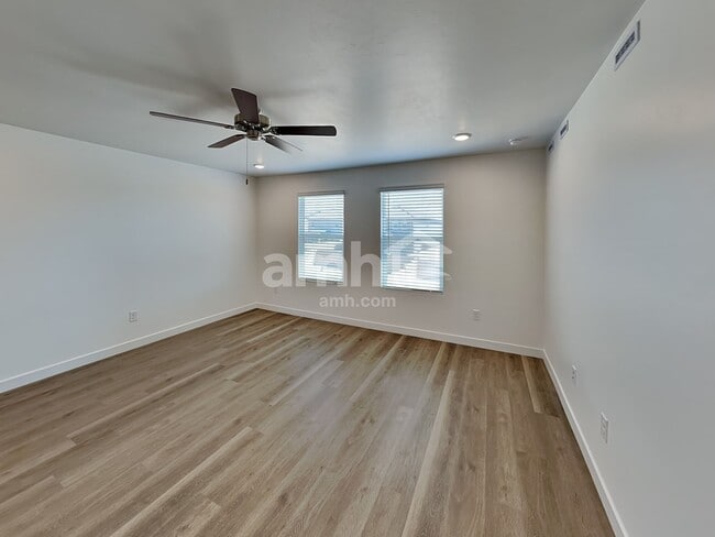 Building Photo - 6478 E Paseo Alga