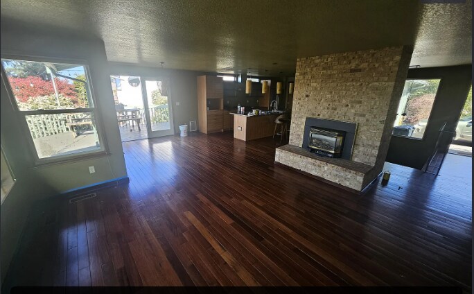 Building Photo - 4402 Glasgow Way