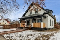 Building Photo - 255 1st Ave E N