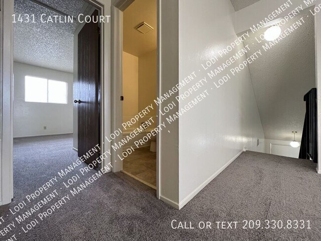 Building Photo - 1431 Catlin Ct