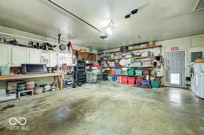 Building Photo - 7274 Kimberly Ln