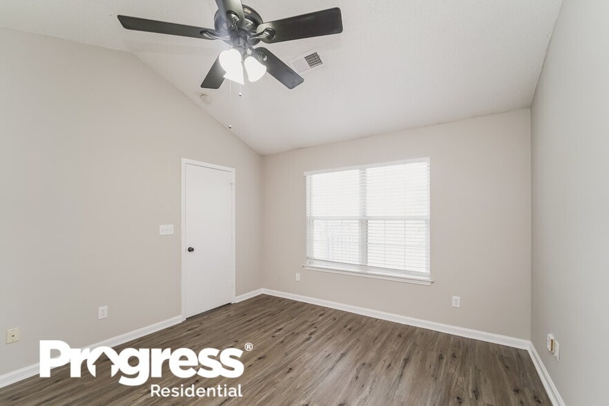 Building Photo - 10342 Battle Ct