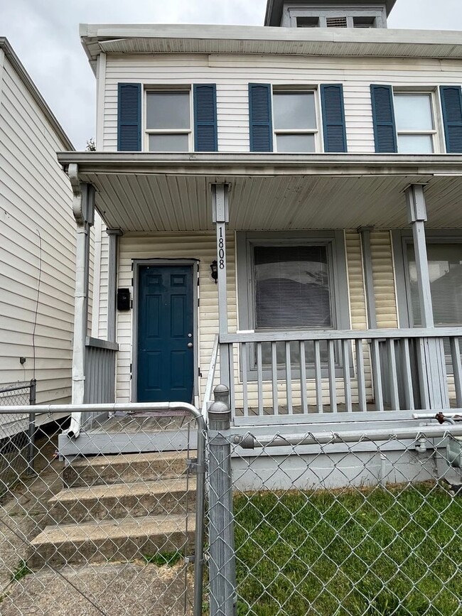 Building Photo - 1808-1810 S 6th St