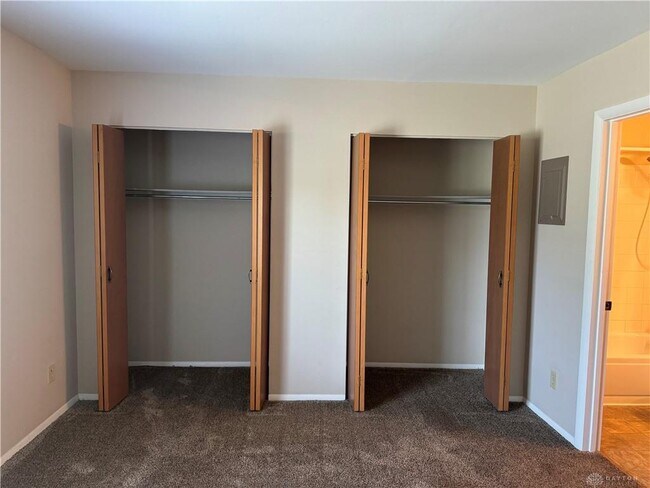 Building Photo - 6078 Norwell Dr
