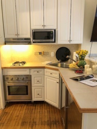 Primary Photo - 249 Beacon St