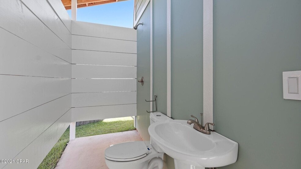 Building Photo - 2916 Laurie Ave