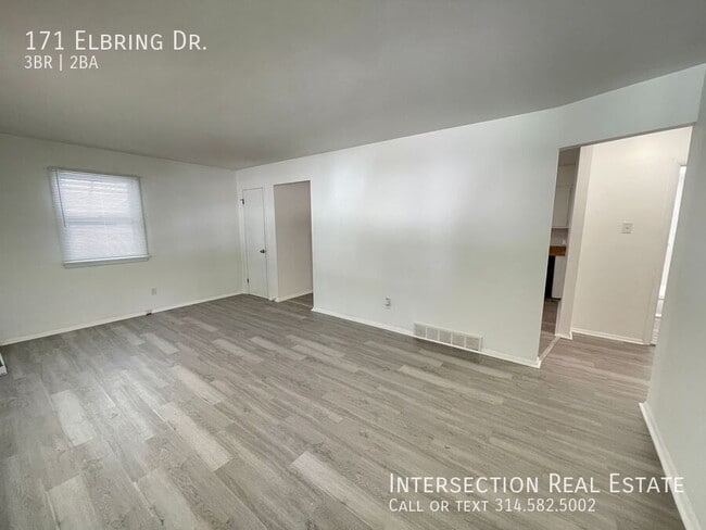 Building Photo - 171 Elbring Dr