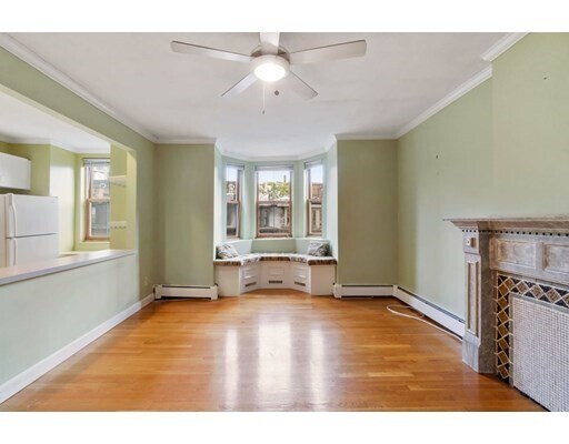 Building Photo - 99 E Brookline St