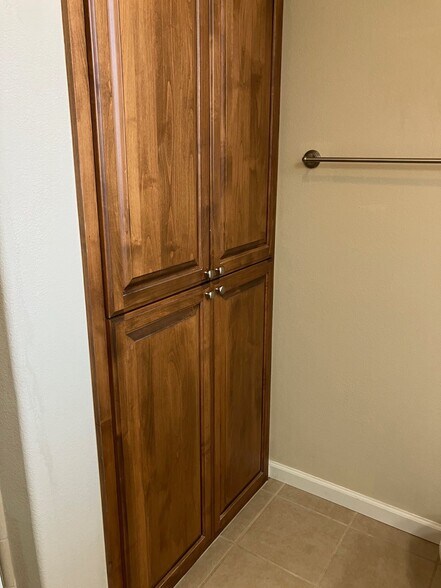 Building Photo - 5132 El Camino Ave