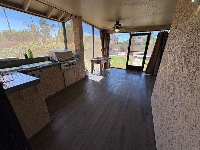 Building Photo - Resort-Style Furnished Rental in Arrowhead Ranch