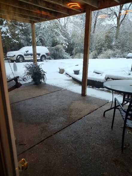 Building Photo - 5204 Roman Dr