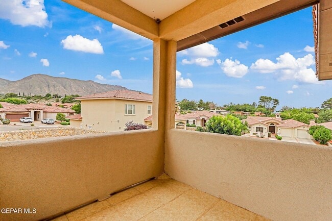 Building Photo - 6285 Wildwood Ct