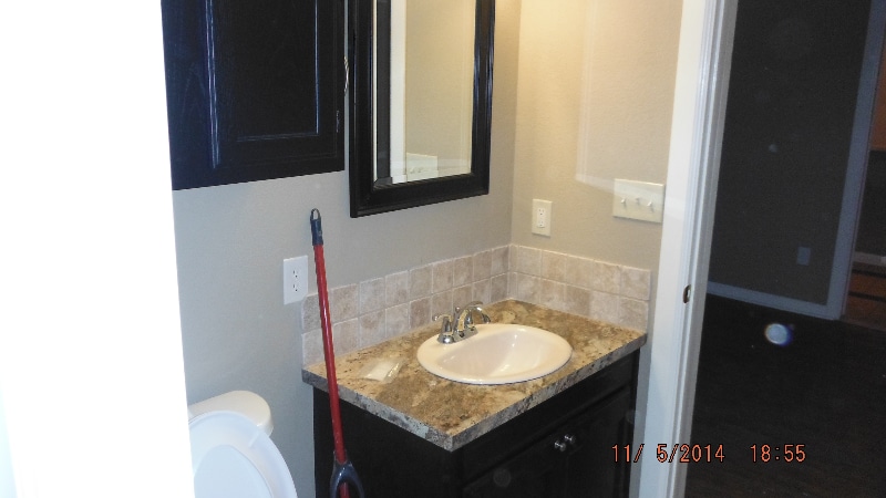 Building Photo - 709 S Olympia Ave