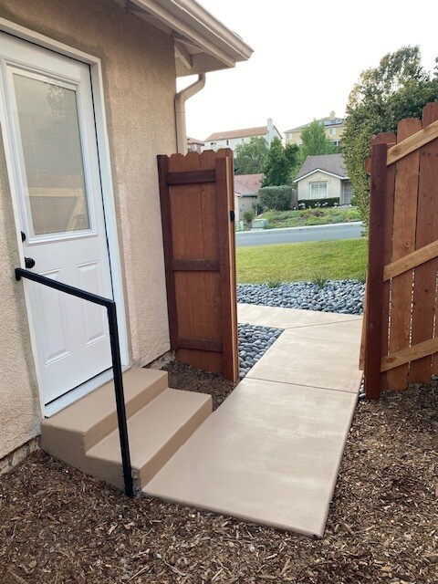 Building Photo - 33295 Via Alvaro