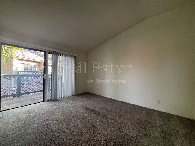 Building Photo - 3509 W Greentree Cir