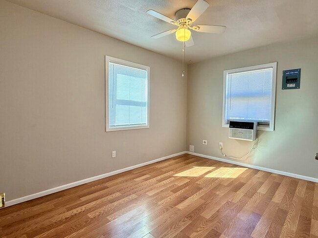 Building Photo - 505 E 37th St