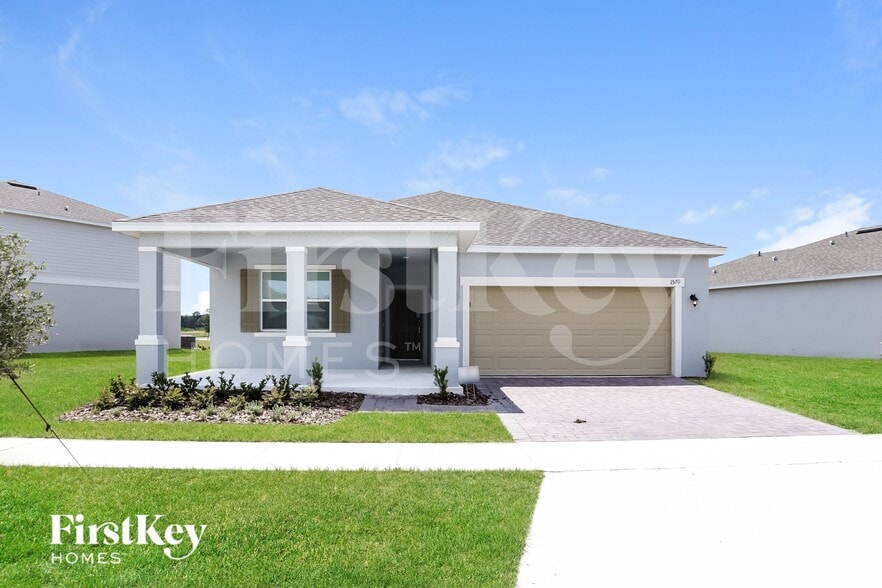 Primary Photo - 1570 Isleta Lp