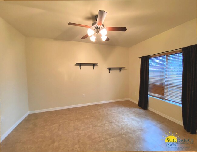 Building Photo - Lovely 3 Bedroom Townhouse in Fort Walton ...