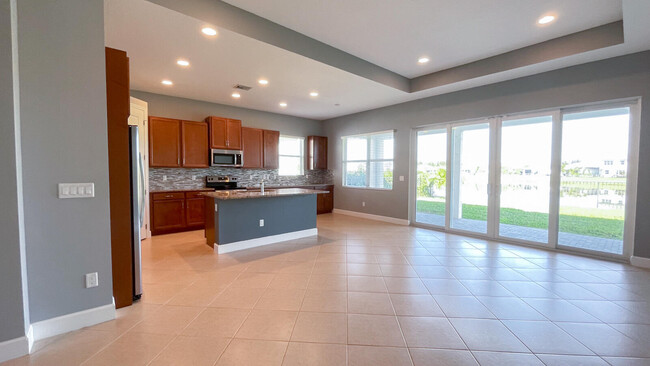 Building Photo - 15995 Whippoorwill Cir