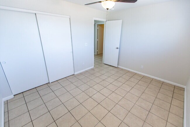 Building Photo - 1309 N Arbor Ave