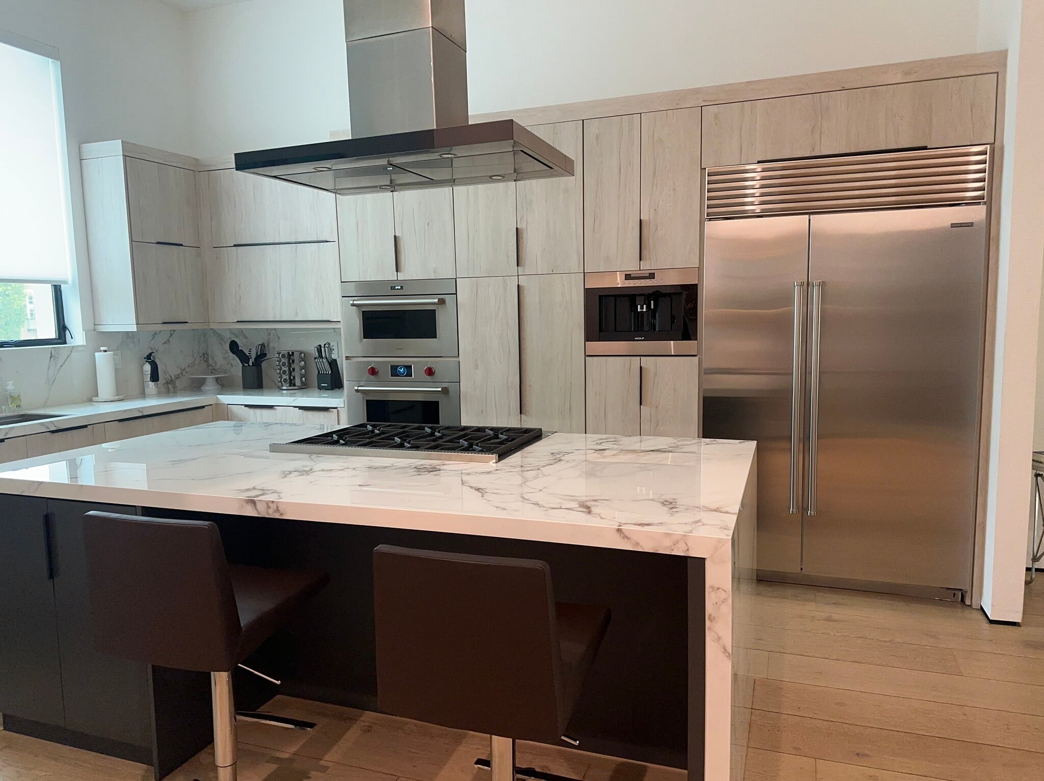 Building Photo - 738 N Sierra Bonita Ave