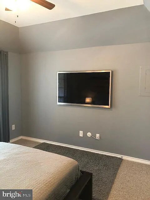 Building Photo - 3906 Penderview Dr