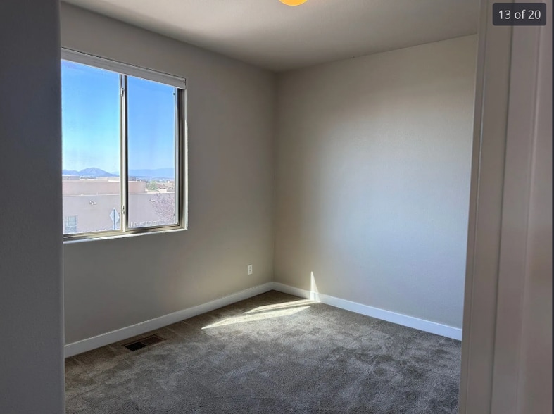 Building Photo - 7274 Vista Serena Loop