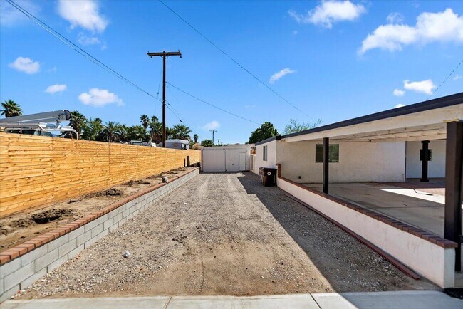 Building Photo - 32300 Shadow Mountain Ln