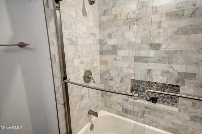 Building Photo - 4833 Dunman Ave