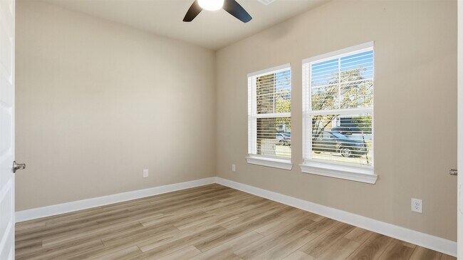 Building Photo - 21450 Petherton Dr