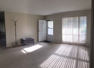 Building Photo - 3541 N Valleyview Dr