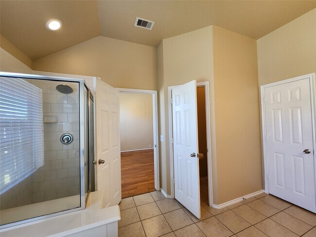 Building Photo - 19814 Wren Forest Ln