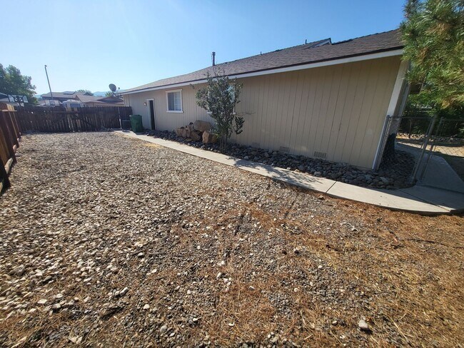 Building Photo - 630 Boulder Cir