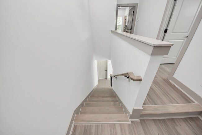 Building Photo - 5302 Kindred Gdn Ln