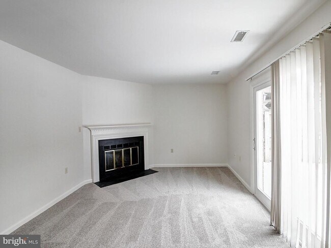 Building Photo - 7990 Quay Ct