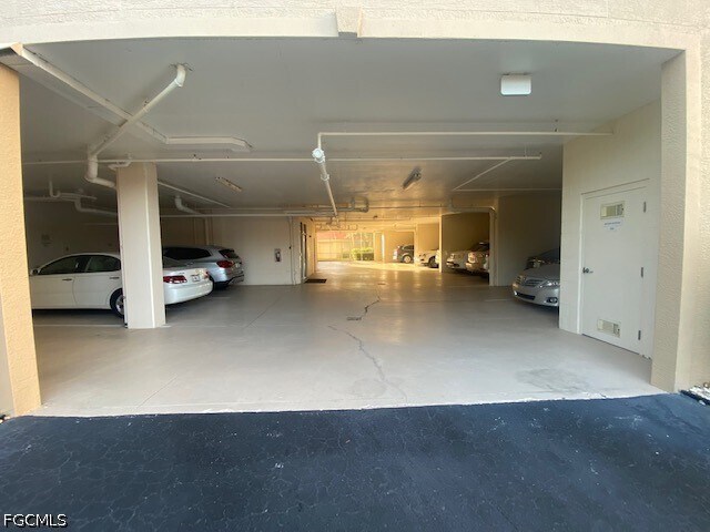 Building Photo - 15160 Harbour Isle Dr