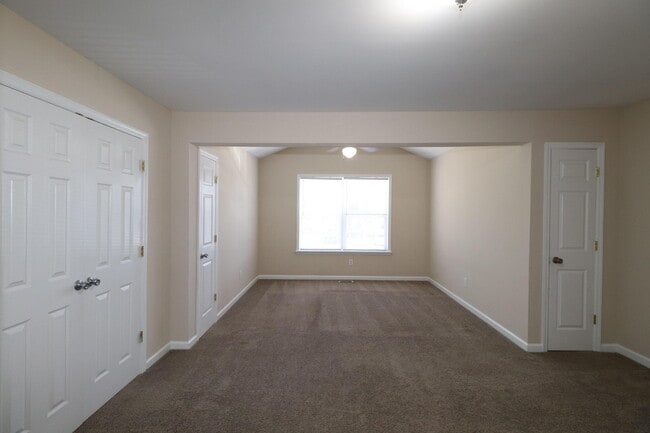 Building Photo - 403 John Sutherland Dr