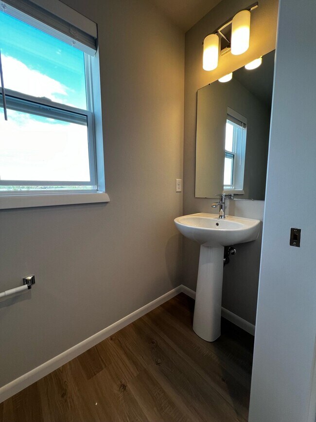 Building Photo - 2407 Wildcat Dr