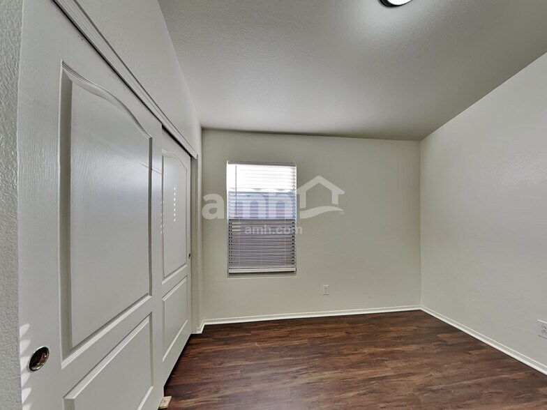 Building Photo - 17112 N Melissa Ln